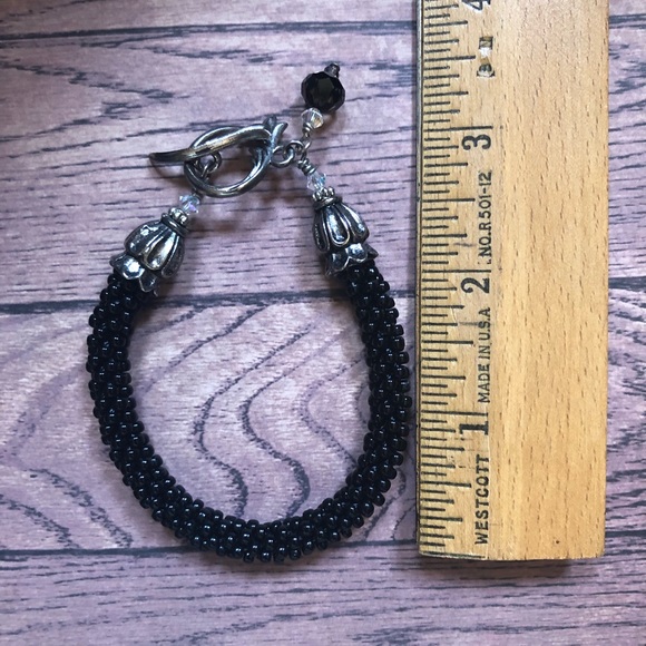 Black Onyx Beaded 7 1/2" Bracelet with clasp - Picture 4 of 10